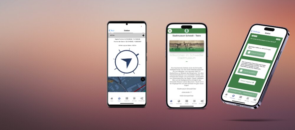 Zwei Smartphones mit der App: GPS-Kompass und Stationsinhalt der Städtischen Museen Schwedt
